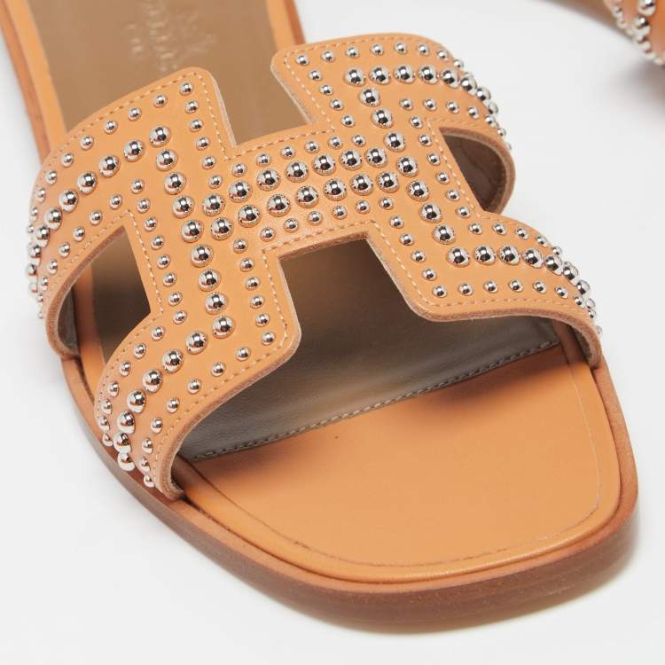 Hermes Peach Leather Studded Oran Flat Slide Sandals Size 37.5