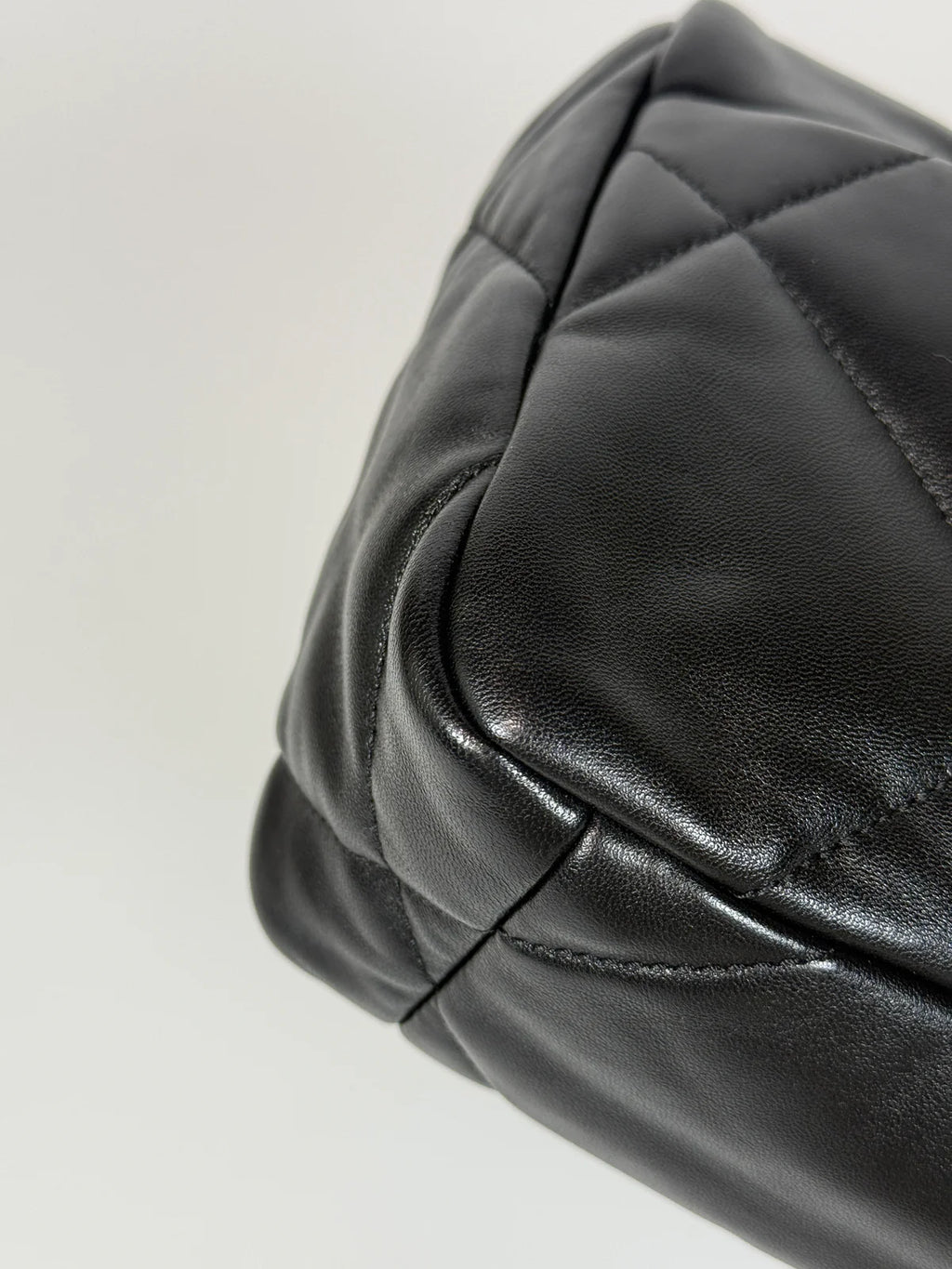 CHANEL 19 SMALL IN BLACK LAMBSKIN LEATHER WITH GOLD AND SILVER HARDWARE