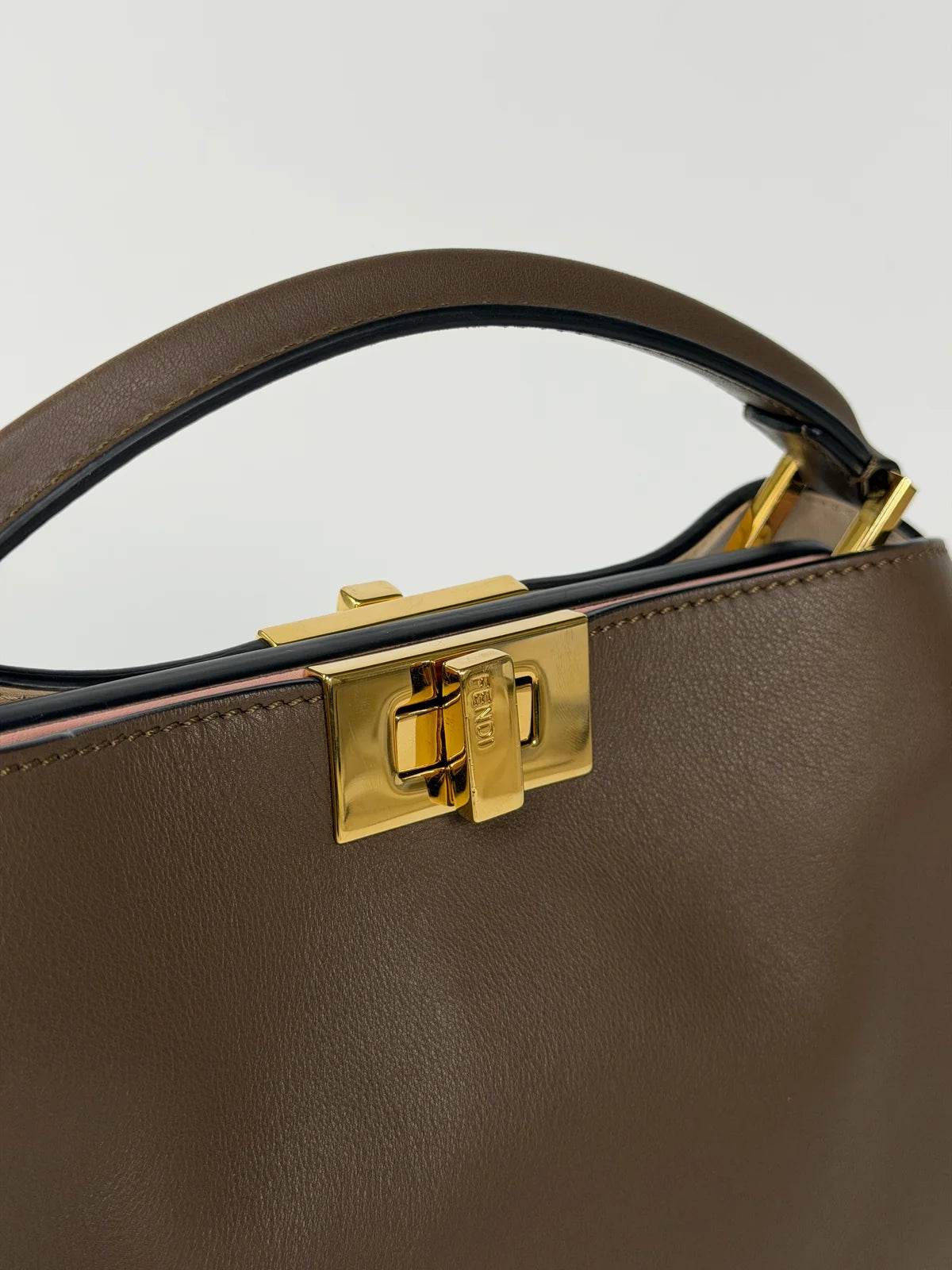 FENDI SMALL PEEKABOO ISEEU BAG IN BROWN CALFSKIN WITH GOLD HARDWARE