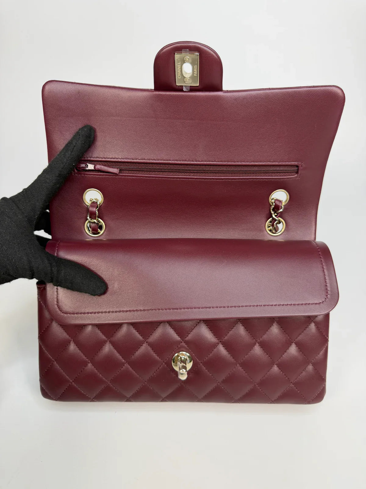 CHANEL MEDIUM CLASSIC DOUBLE FLAP BURGUNDY LAMBSKIN LEATHER WITH PALE GOLD HARDWARE