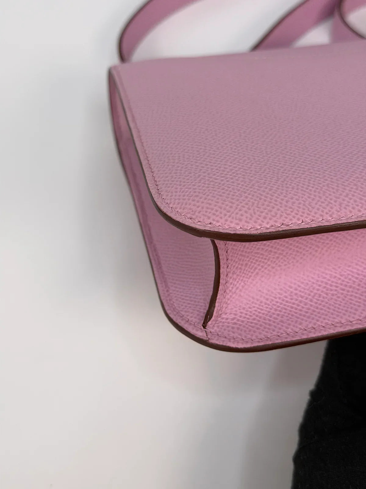 HERMÈS CONSTANCE 22 IN MAUVE SYLVESTER EPSOM LEATHER WITH GOLD HARDWARE
