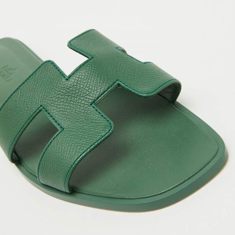 Hermes Green Leather Oran Flat Sandals Size 38