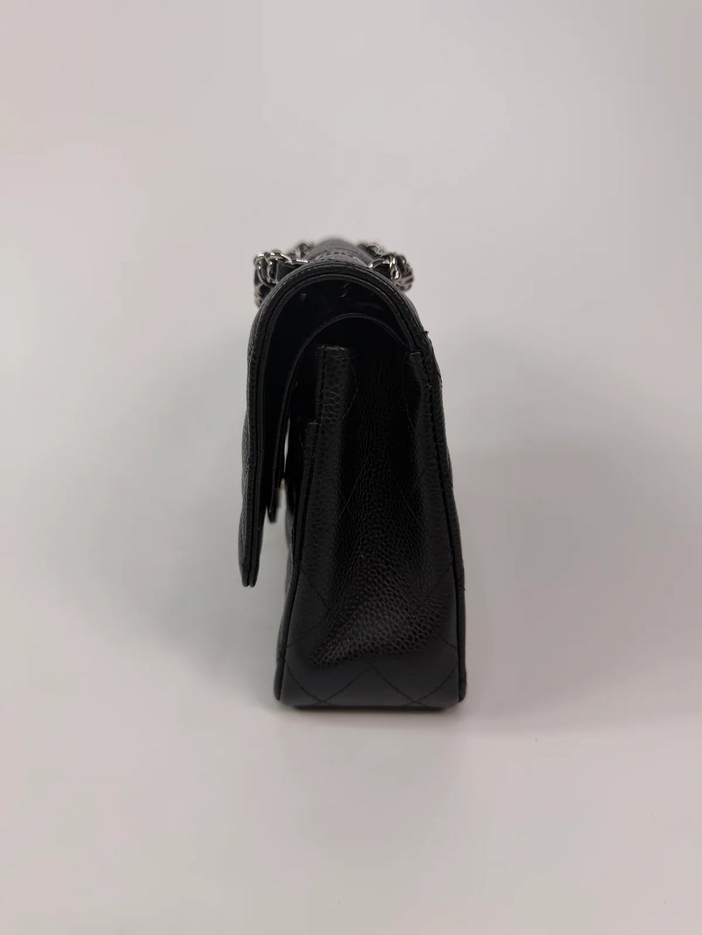 CHANEL VINTAGE MEDIUM CLASSIC DOUBLE FLAP BLACK CAVIAR SILVER HARDWARE