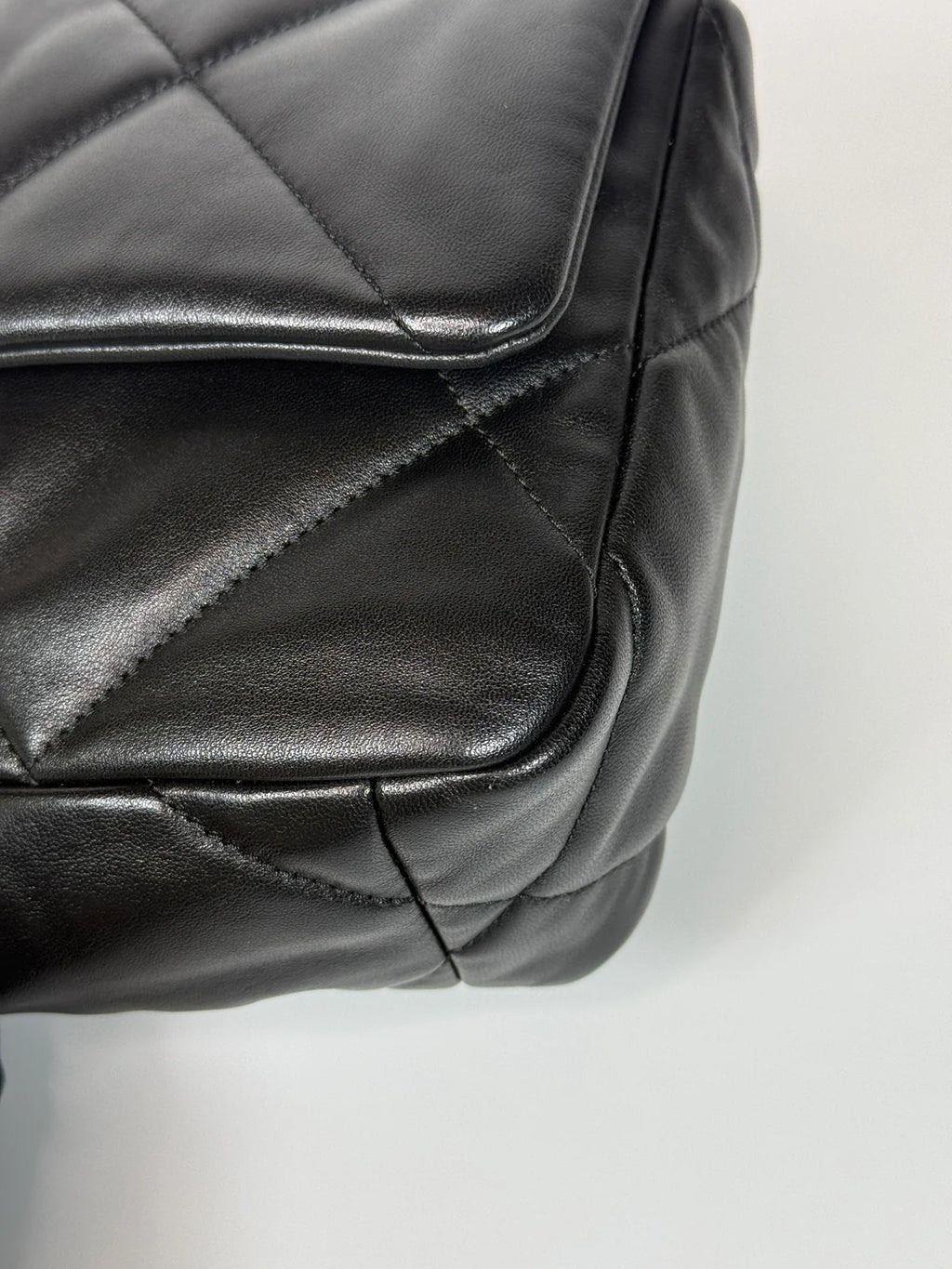 CHANEL 19 SMALL IN BLACK LAMBSKIN LEATHER WITH GOLD AND SILVER HARDWARE