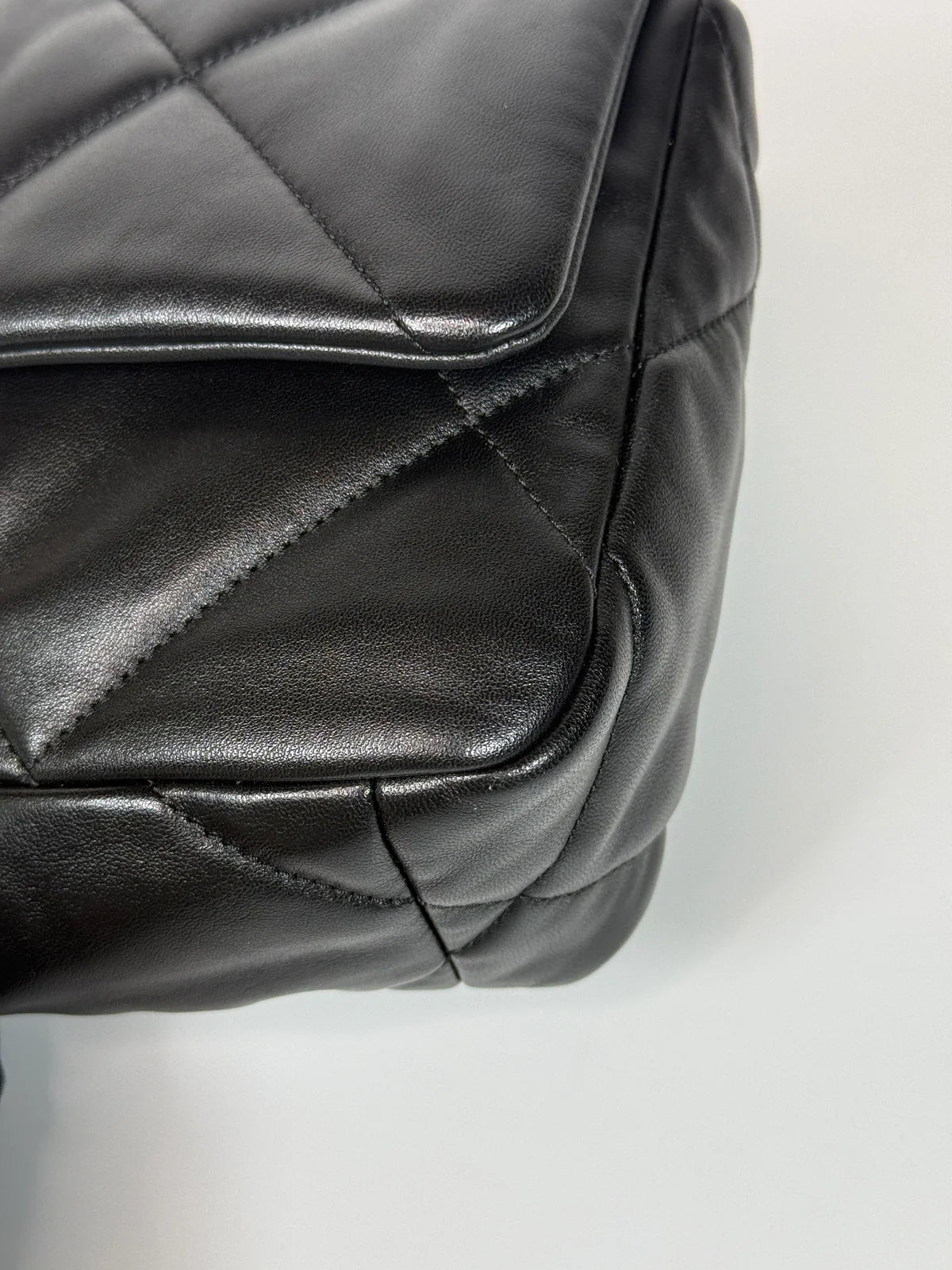 CHANEL 19 SMALL IN BLACK LAMBSKIN LEATHER WITH GOLD AND SILVER HARDWARE