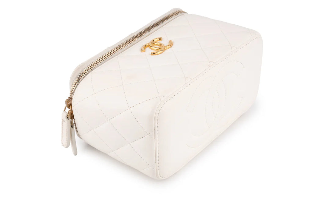 Chanel Quilted Rectangular Vanity Lambskin White Shiny GHW