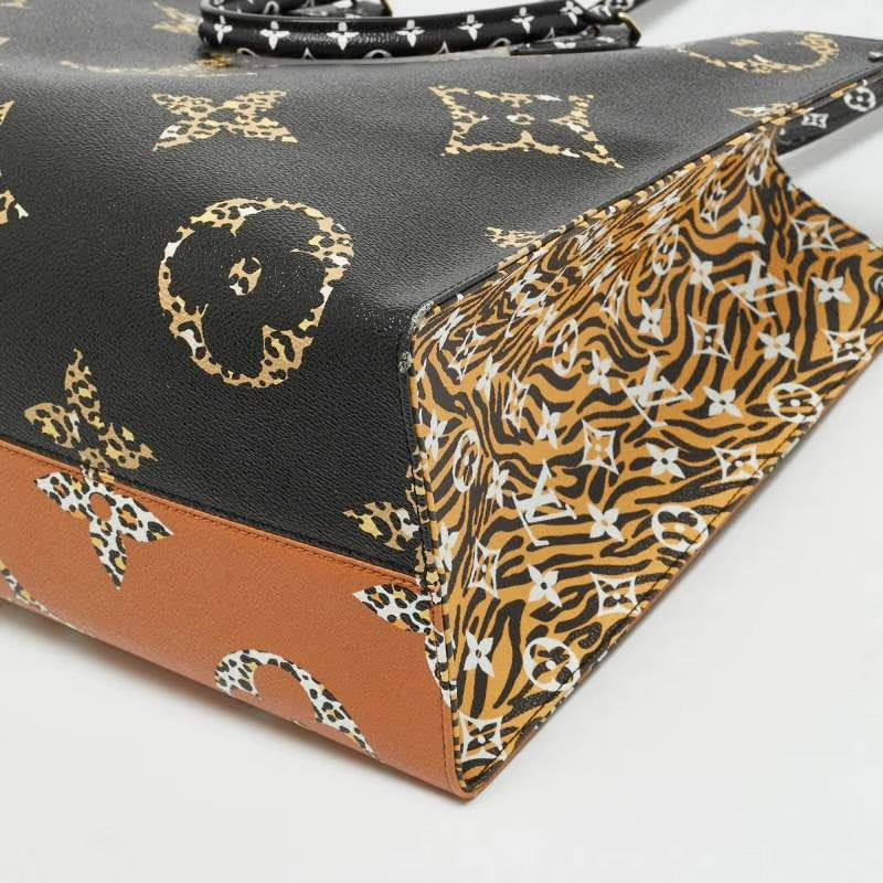 Louis Vuitton Onthego GM Monogram Giant Jungle Canvas Tote