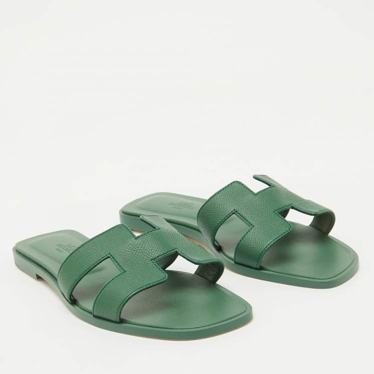 Hermes Green Leather Oran Flat Sandals Size 38