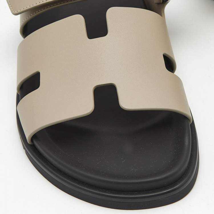 Hermes Chypre Size 42.5 Grey Leather Flat Sandals