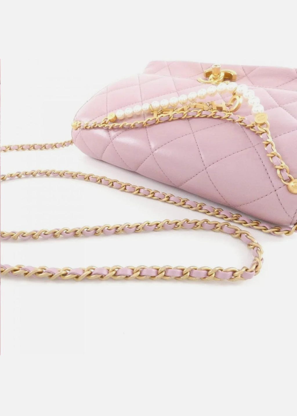 Chanel Pink Lambskin Shoulderbag With Gold Hardware