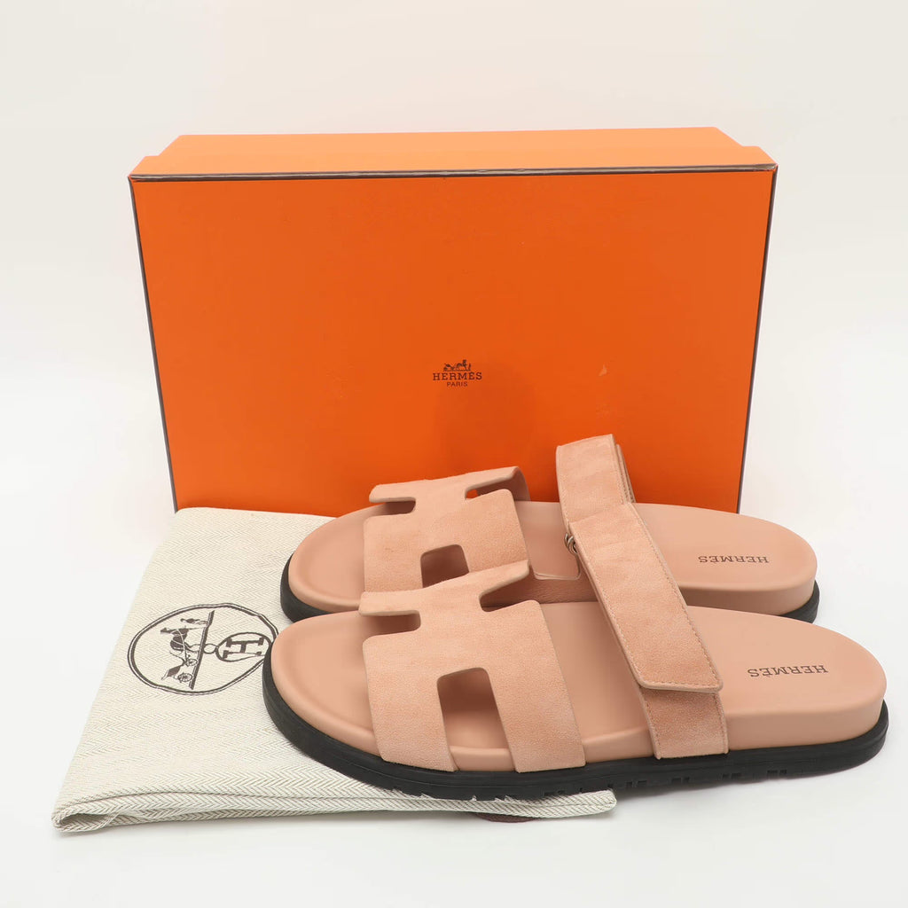 Hermès Chypre Size 39 Pink Suede Flat Sandals