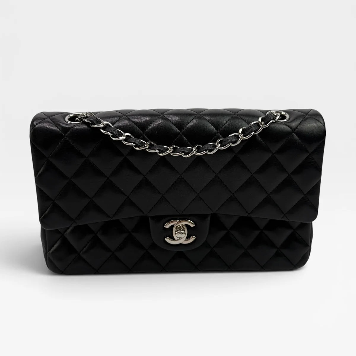 CHANEL MEDIUM CLASSIC DOUBLE FLAP BLACK LAMBSKIN WITH SILVER HARDWARE