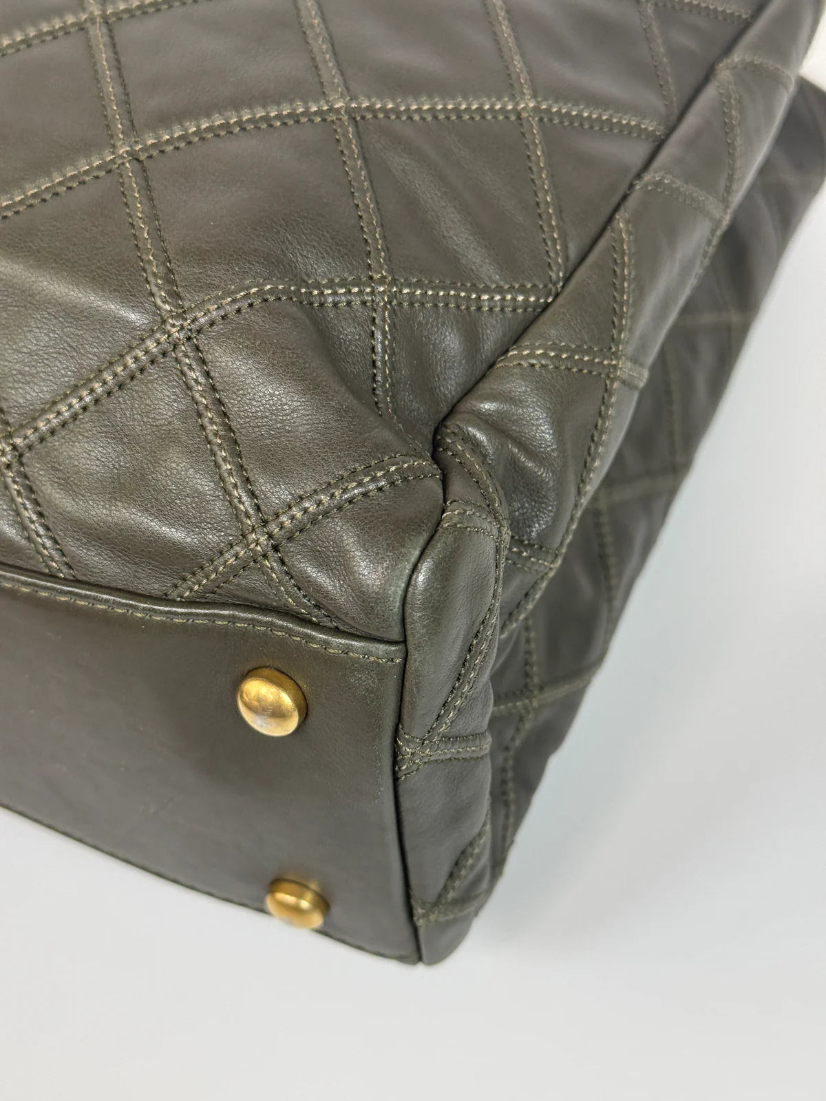 CHANEL DARK GREEN LAMBSKIN LEATHER TOTE BAG WITH GOLD HARDWARE