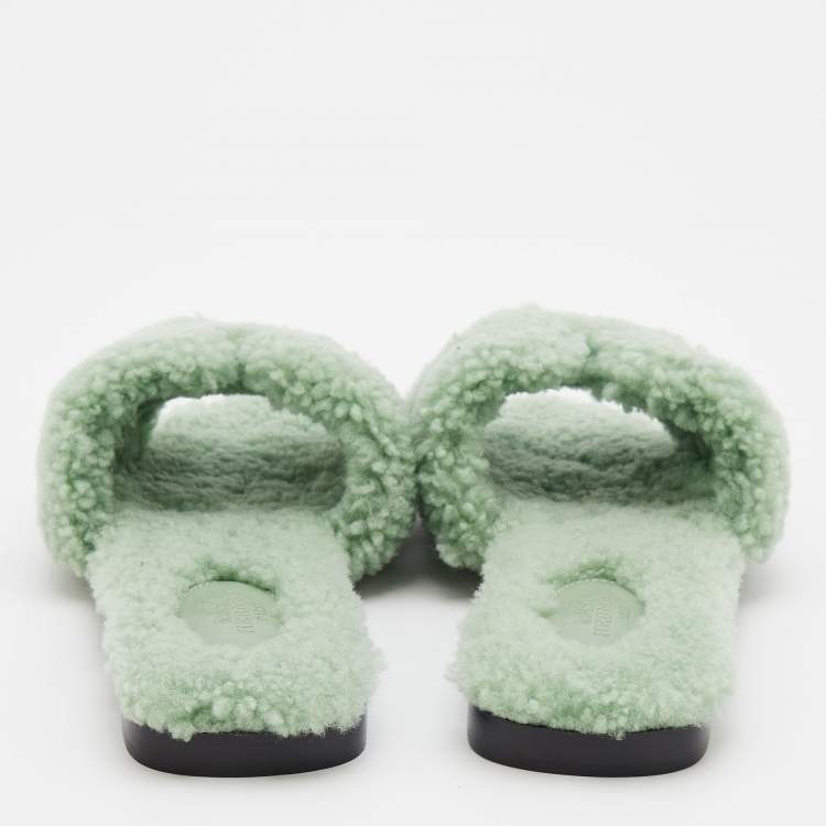 Hermes Mint Green Shearling Fur Oran Flat Sandals Size 38