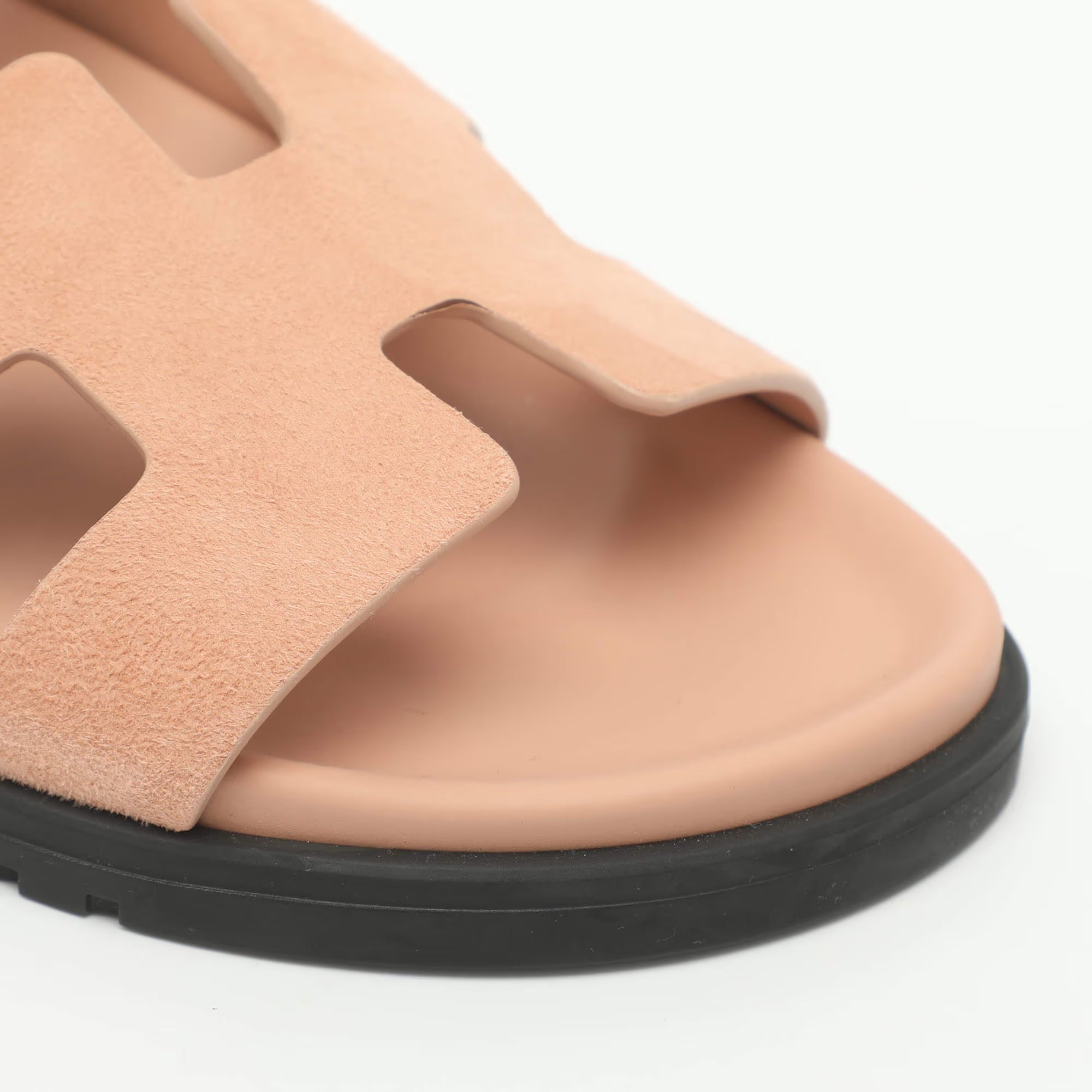 Hermès Chypre Size 39 Pink Suede Flat Sandals