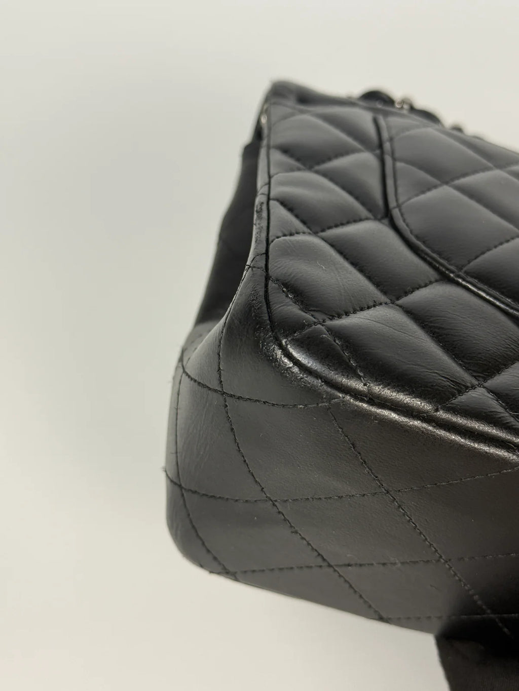 CHANEL JUMBO CLASSIC FLAP BAG IN BLACK LAMBSKIN LEATHER WITH SILVER HARDWARE