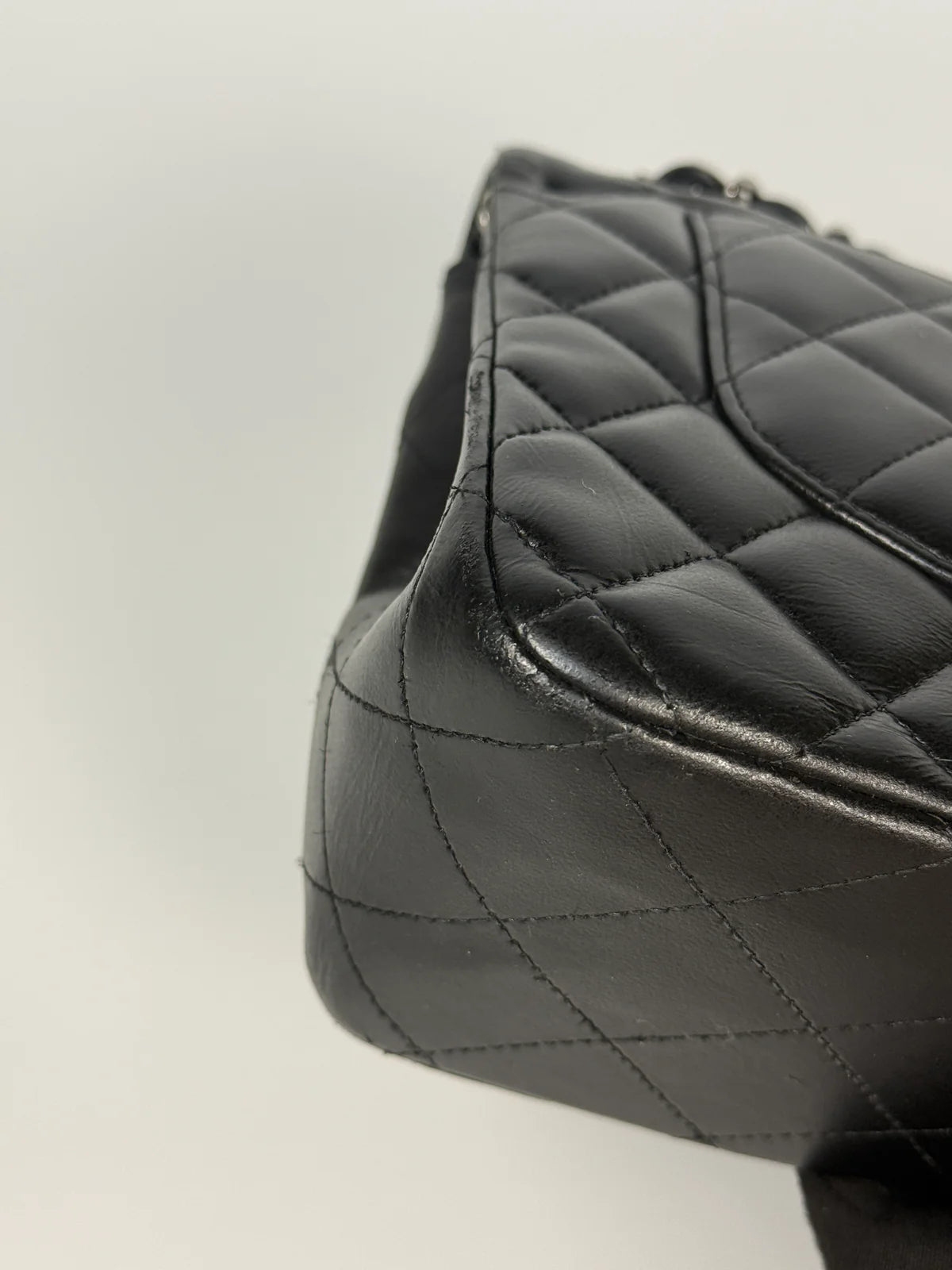 CHANEL JUMBO CLASSIC FLAP BAG IN BLACK LAMBSKIN LEATHER WITH SILVER HARDWARE