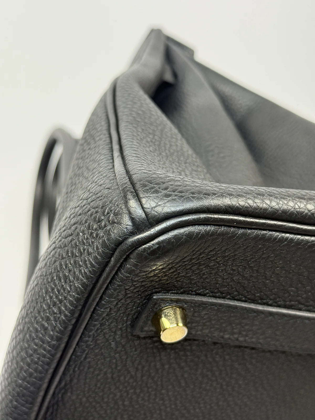 HERMÈS BIRKIN 35 BLACK TOGO LEATHER WITH GOLD HARDWARE