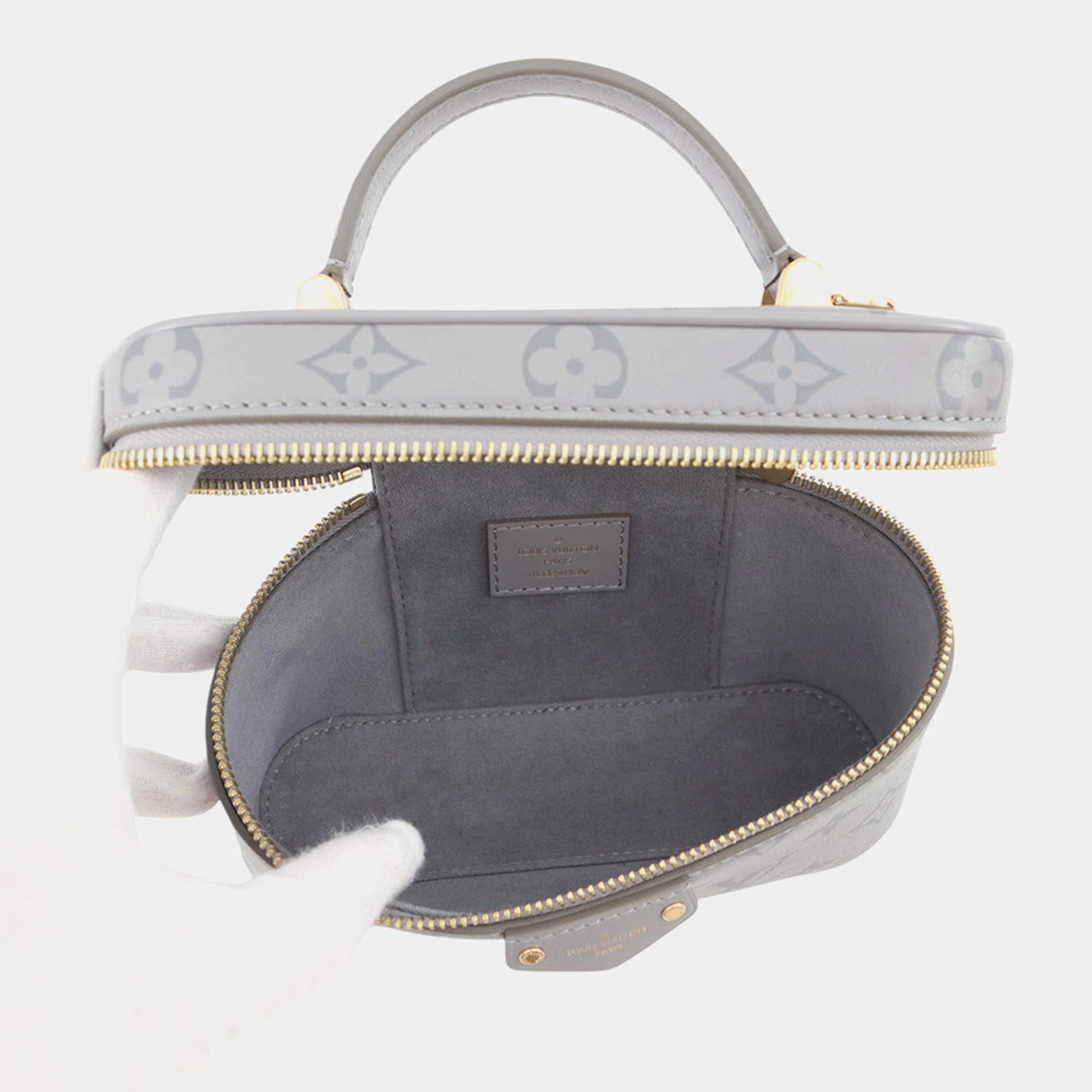 Louis Vuitton Vanity Chain Pouch Trianon Grey Calf Leather