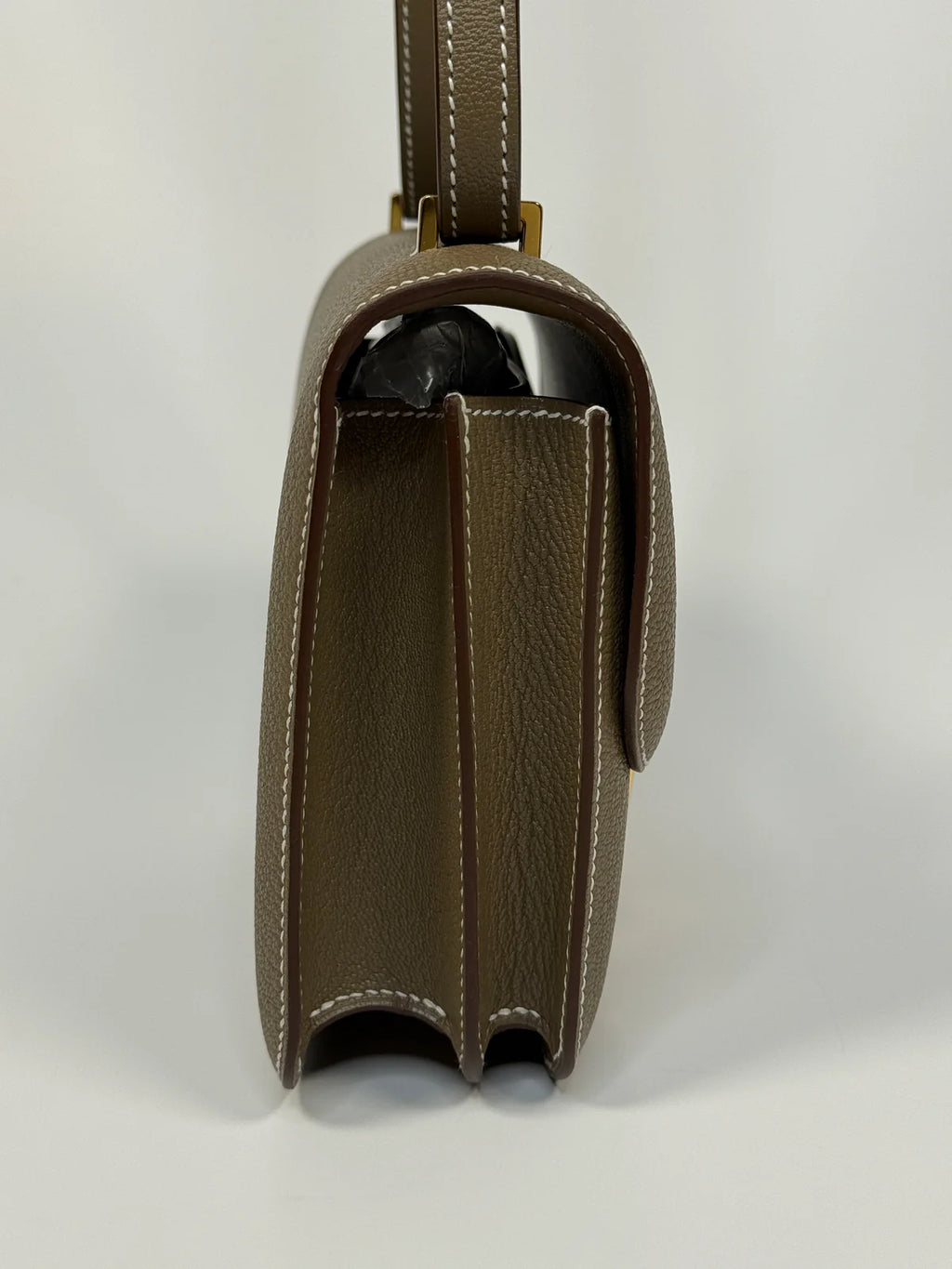 HERMÈS CONSTANCE 18 IN ETOUPE EPSOM LEATHER WITH GOLD HARDWARE