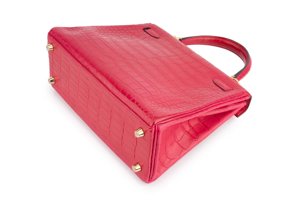 Hermès Kelly 25 Retourne Alligator Mississippiensis Matte Framboise GHW