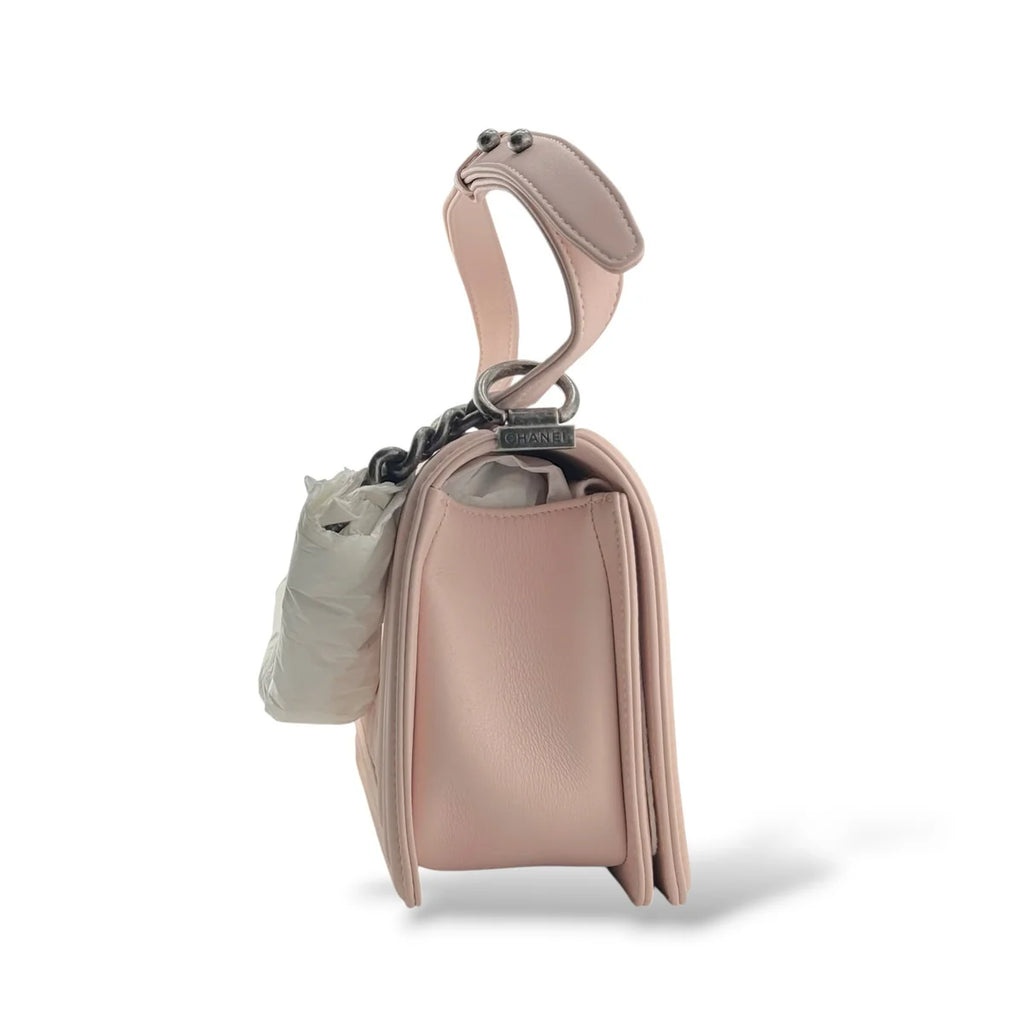Chanel Light Pink Quilted Old Medium Swift Boy Bag