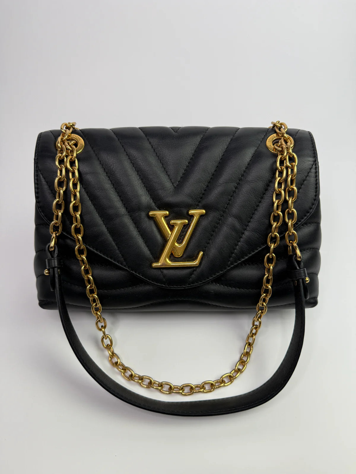 LOUIS VUITTON NEW WAVE CHAIN SHOULDER BAG WITH GOLD HARDWARE