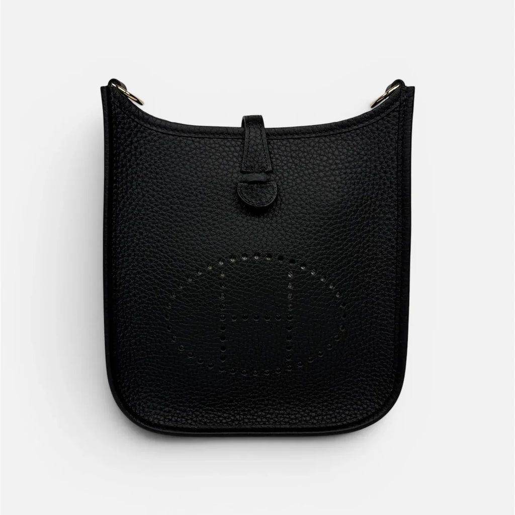 HERMÈS EVELYNE TPM BLACK CLEMENCE LEATHER GOLD HARDWARE