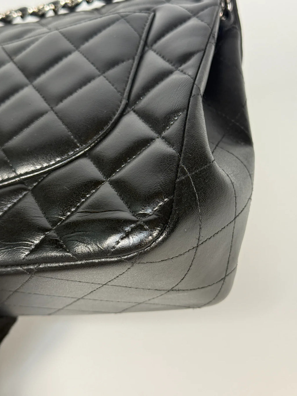 CHANEL JUMBO CLASSIC FLAP BAG IN BLACK LAMBSKIN LEATHER WITH SILVER HARDWARE