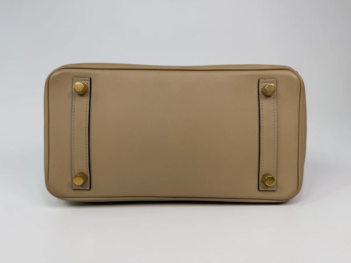 HERMÈS BIRKIN 25 IN TRENCH SWIFT LEATHER WITH GOLD HARDWARE