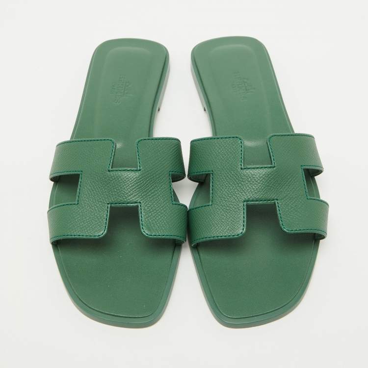 Hermes Green Leather Oran Flat Sandals Size 38
