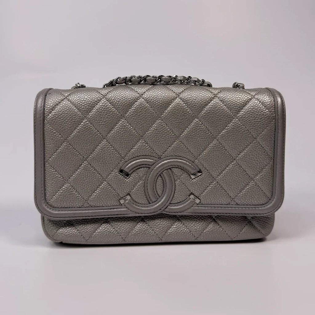 CHANEL CC FILIGREE WALLET ON CHAIN IN METALLIC SILVER