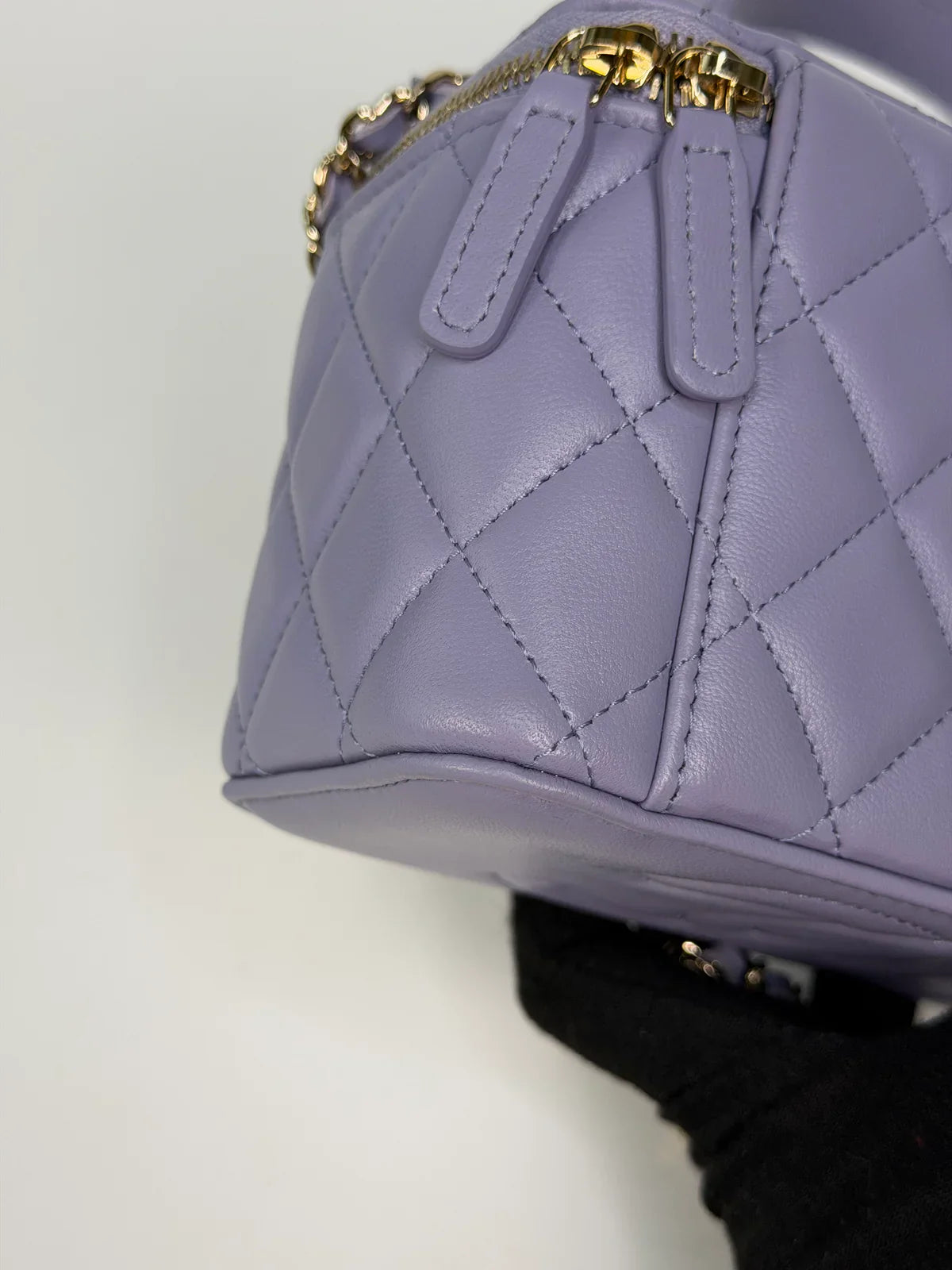 CHANEL MINI VANITY TOP HANDLE IN LILAC LAMBSKIN LEATHER WITH GOLD HARDWARE