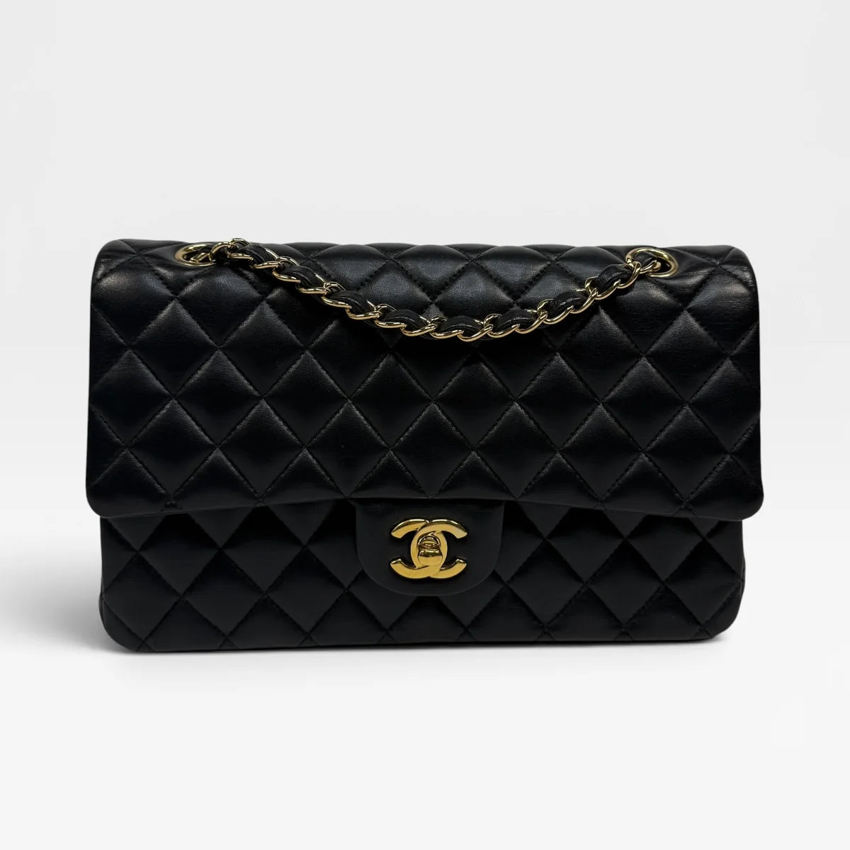 CHANEL MEDIUM CLASSIC DOUBLE FLAP BLACK LAMBSKIN WITH GOLD HARDWARE
