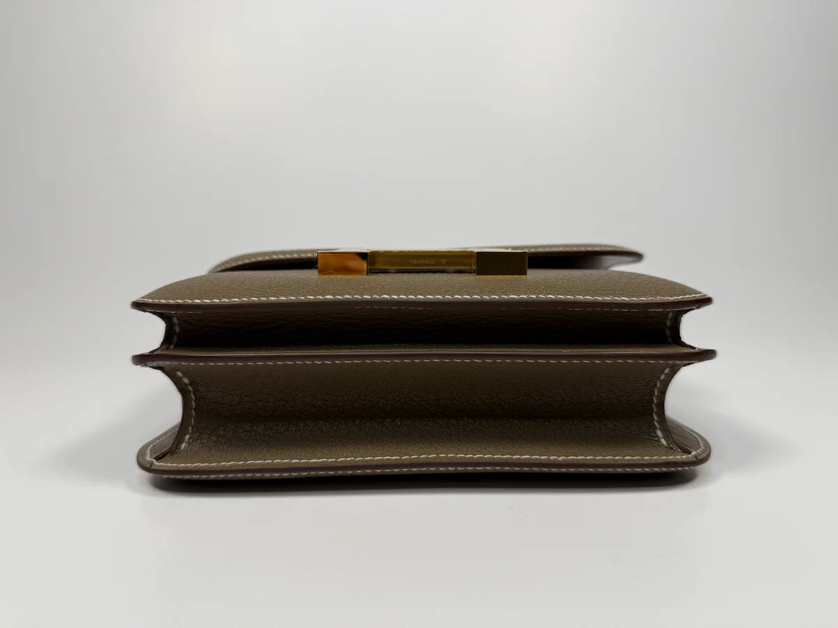HERMÈS CONSTANCE 18 IN ETOUPE EPSOM LEATHER WITH GOLD HARDWARE