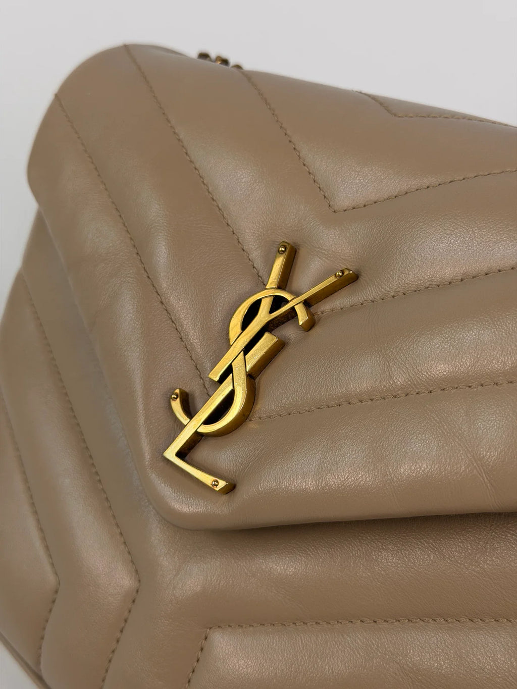 SAINT LAURENT SMALL LOULOU IN DARK BEIGE LEATHER WITH GOLD HARDWARE