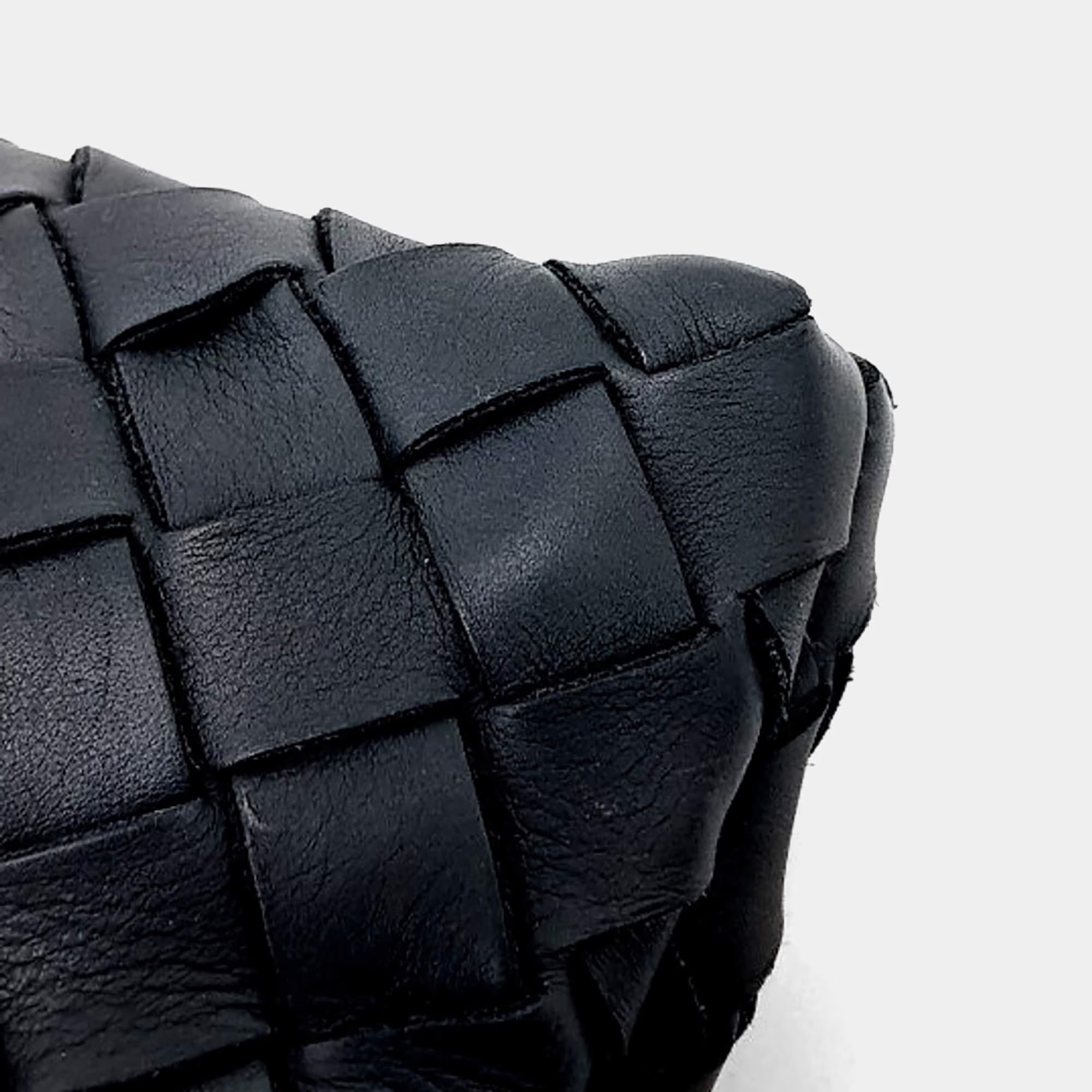 Bottega Veneta Black Leather Mesh Cutch
