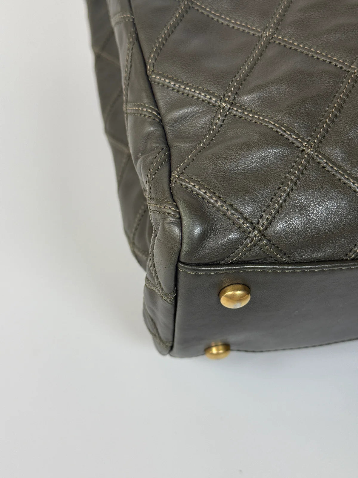 CHANEL DARK GREEN LAMBSKIN LEATHER TOTE BAG WITH GOLD HARDWARE