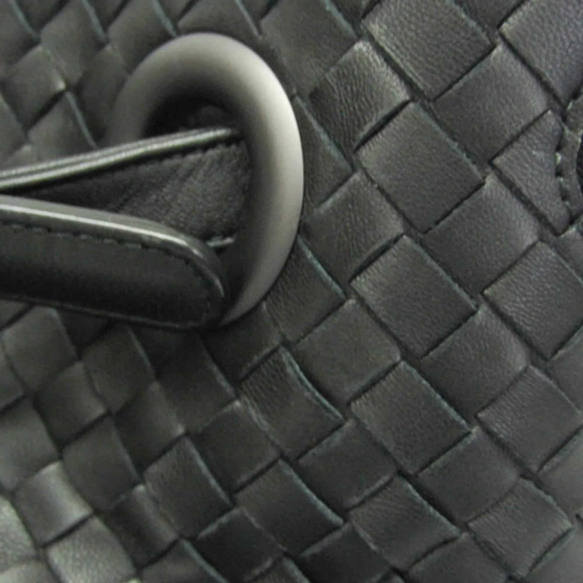 Bottega Veneta Intrecciato Medium Garda Bag Leather Handbag Black