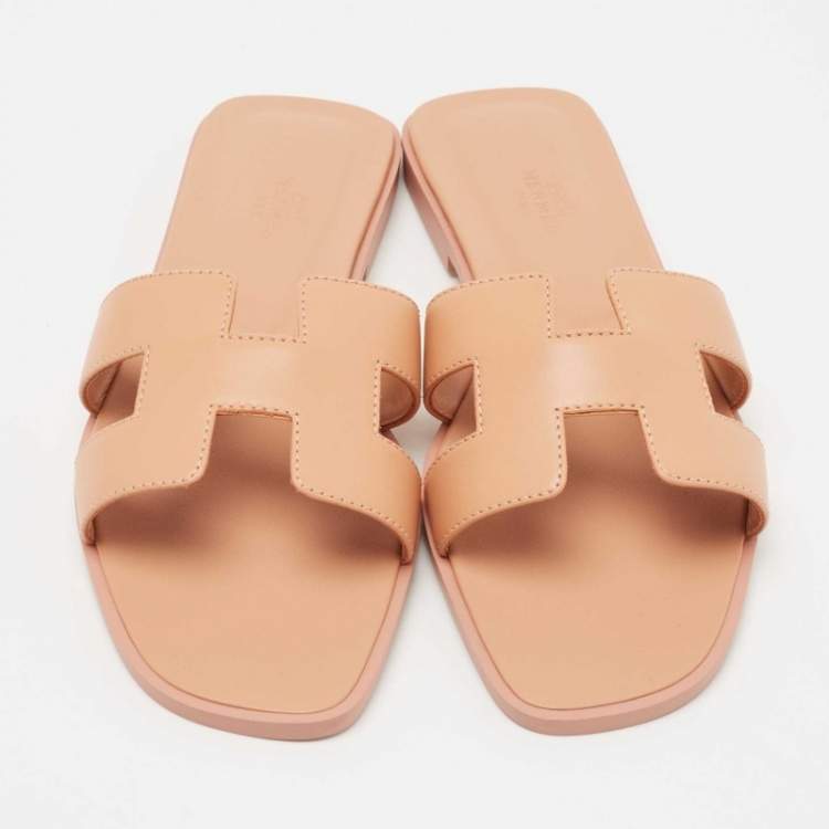 Hermes Pink Leather Oran Sandals Size 38