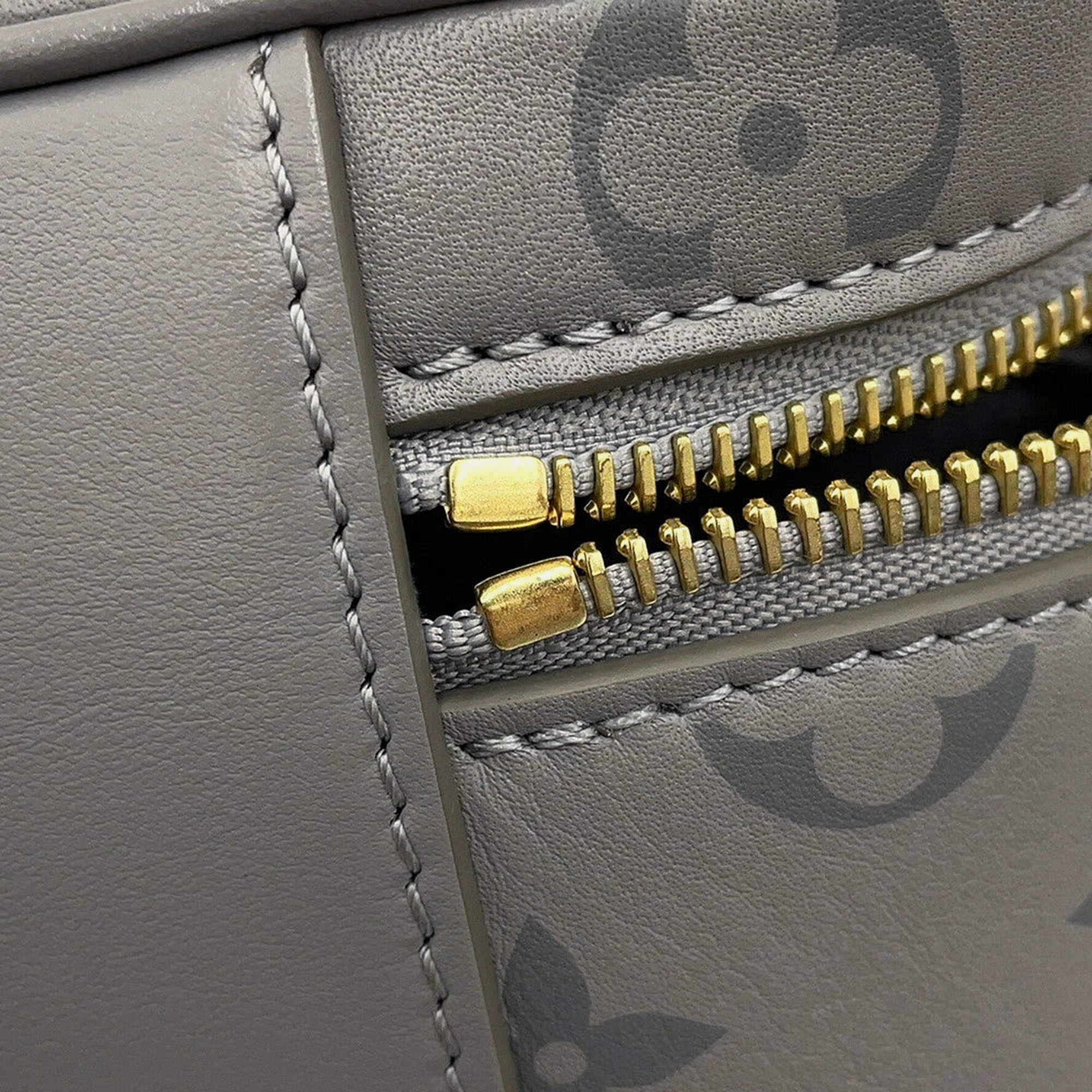 Louis Vuitton Vanity Chain Pouch Trianon Grey Calf Leather