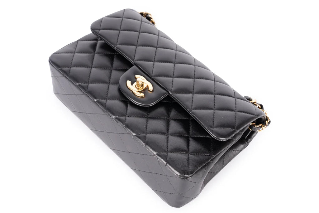 Chanel Mini Flapbag Lambskin Black GHW