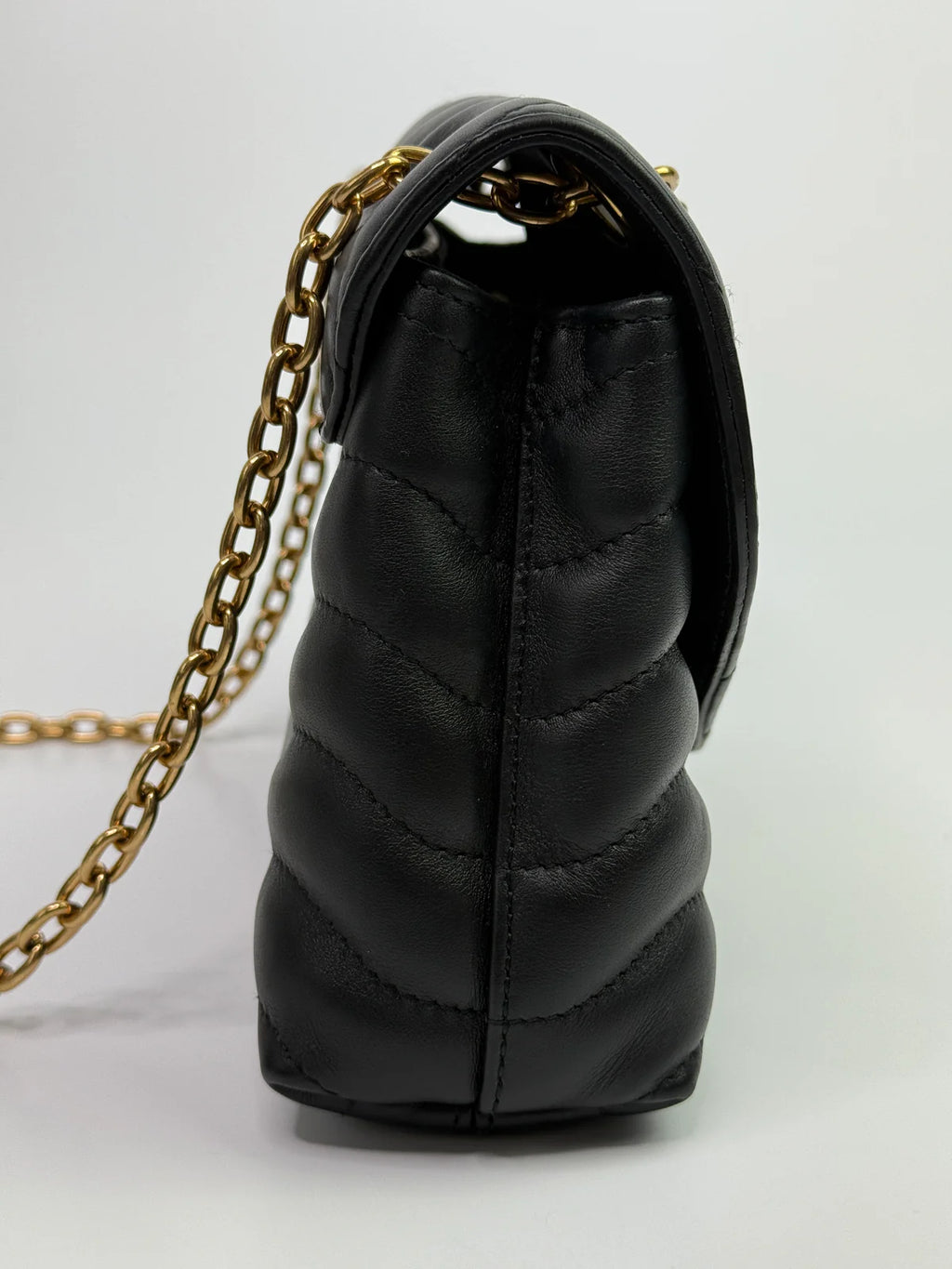 LOUIS VUITTON NEW WAVE CHAIN SHOULDER BAG WITH GOLD HARDWARE
