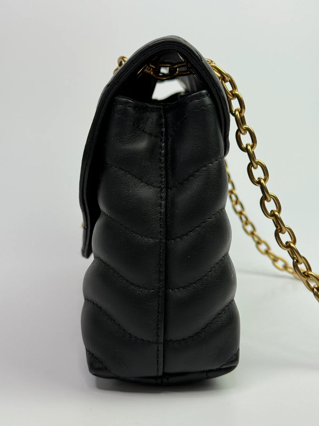 LOUIS VUITTON NEW WAVE CHAIN SHOULDER BAG WITH GOLD HARDWARE