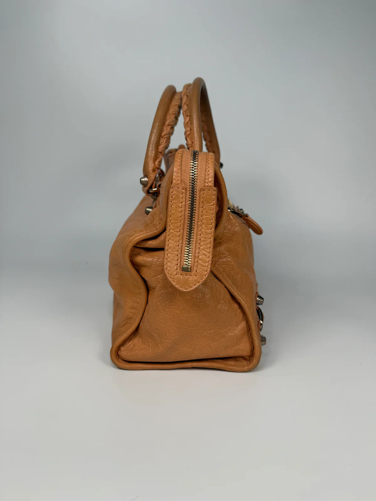 BALENCIAGA MEDIUM LE CITY BAG IN PEACH LEATHER WITH GOLD HARDWARE