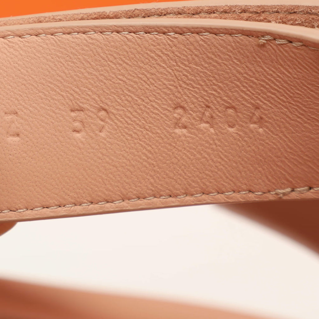 Hermès Chypre Size 39 Pink Suede Flat Sandals