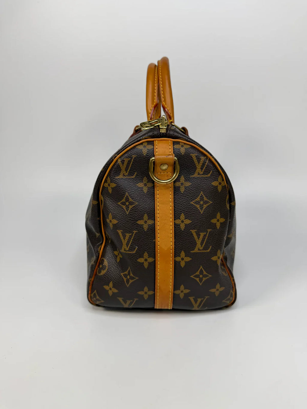 LOUIS VUITTON BANDOULIÈRE SPEEDY 30 IN MONOGRAM WITH GOLD HARDWARE