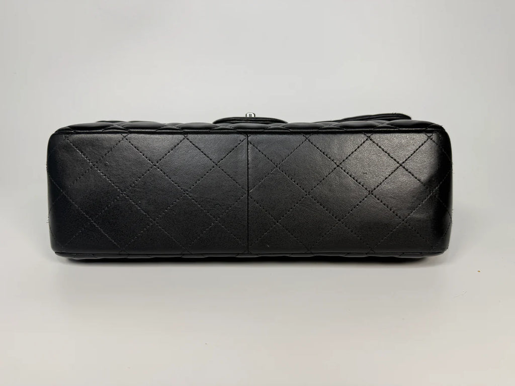 CHANEL JUMBO CLASSIC FLAP BAG IN BLACK LAMBSKIN LEATHER WITH SILVER HARDWARE