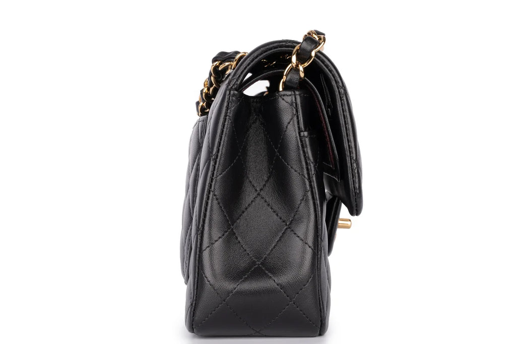Chanel Mini Flapbag Lambskin Black GHW