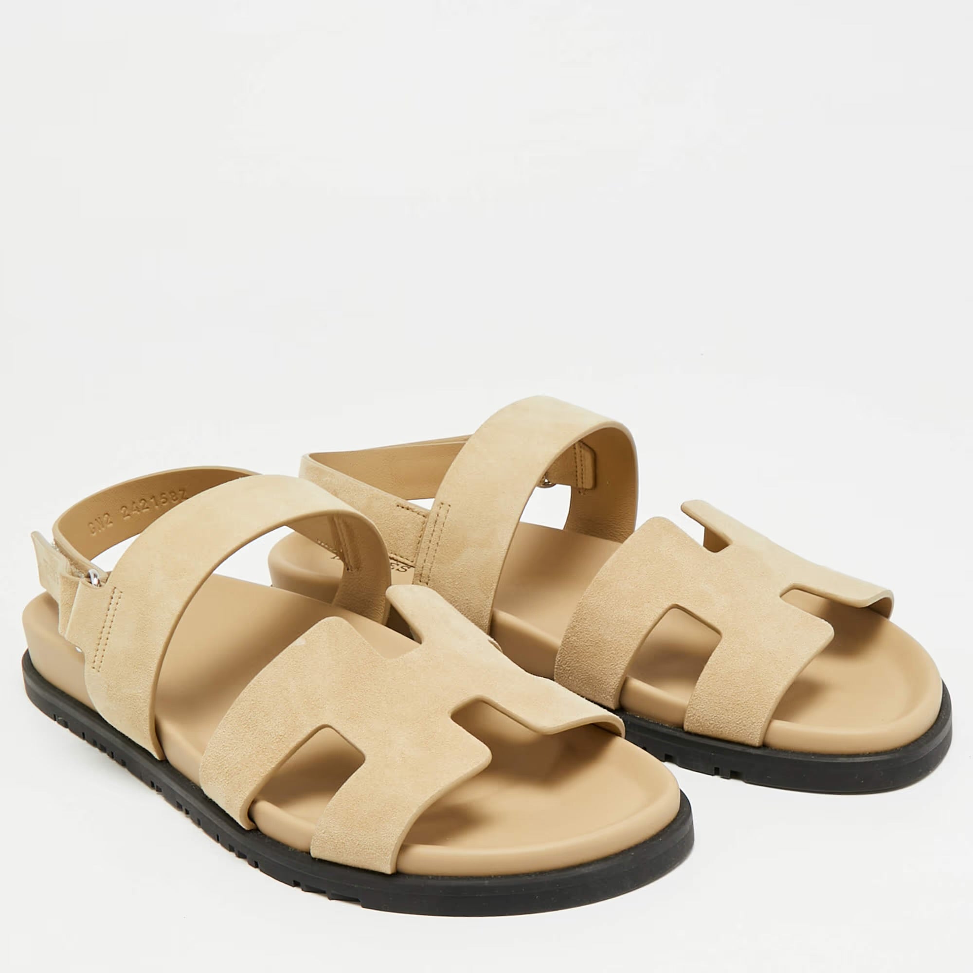Hermes Genius Size 41 Beige Suede Flat Sandals